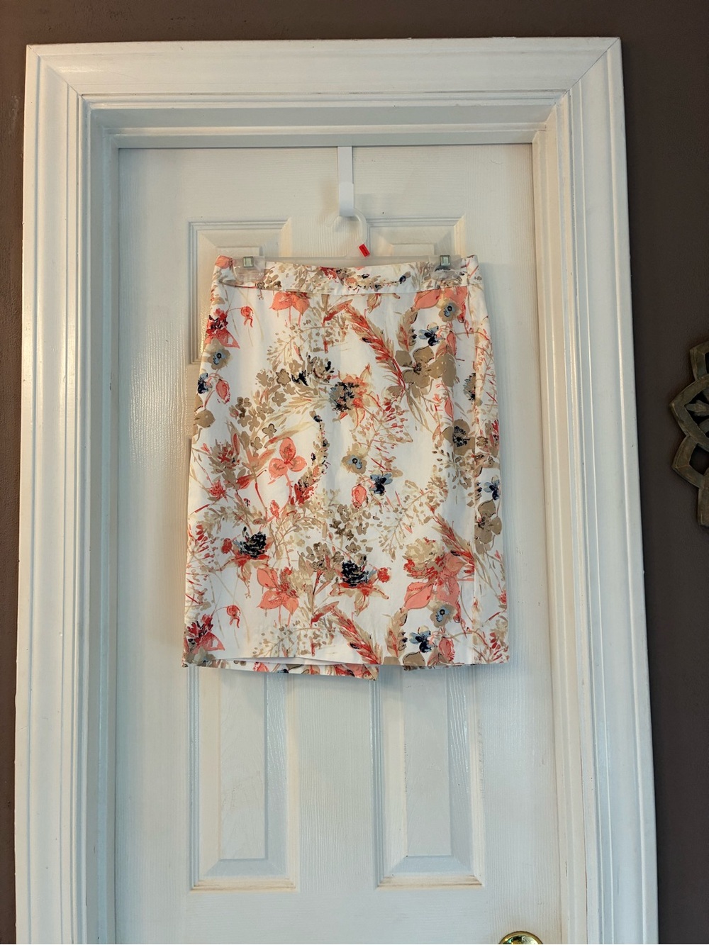 Van Heusen White Pencil Skirt with Coral and Tan Floral Print